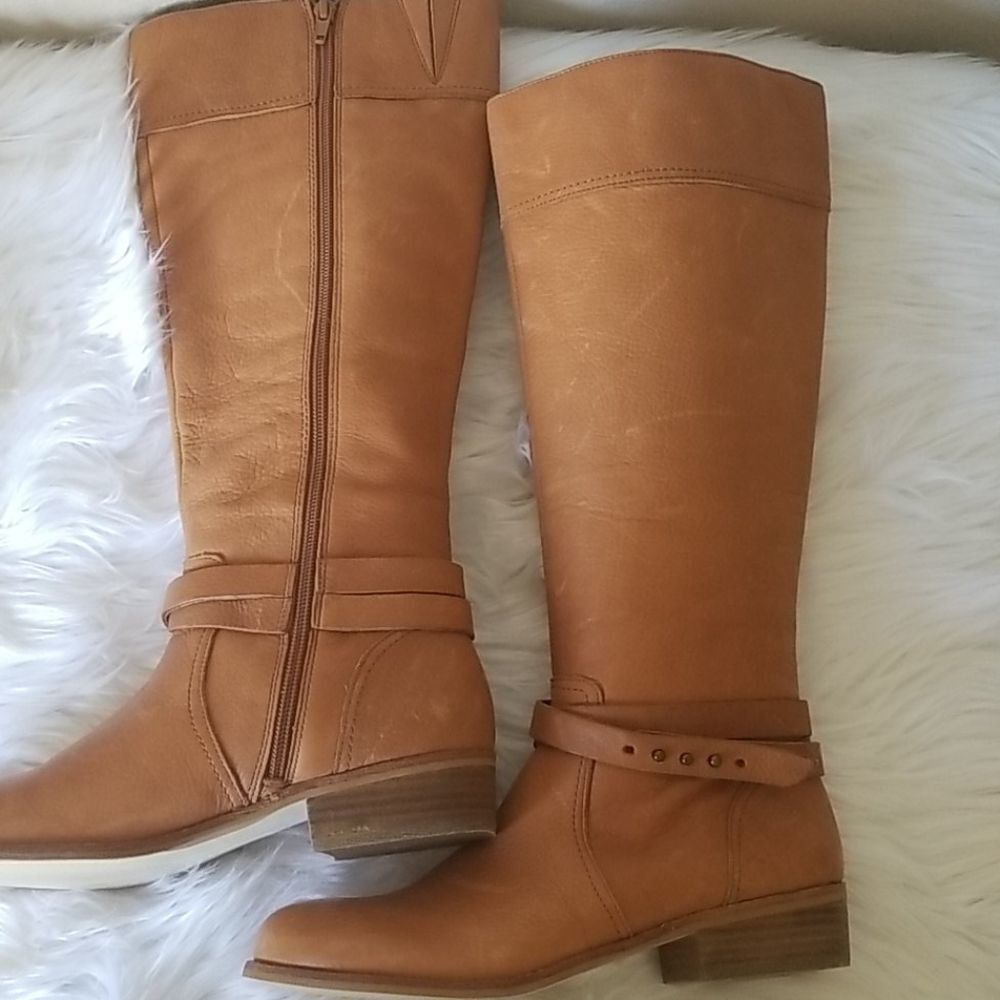 Land Ends Leather Riding Boots - Picture 3 of 15